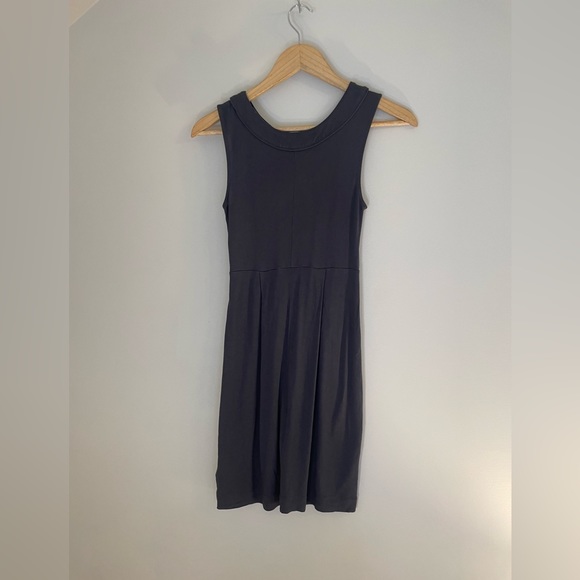 Banana republic midi petite OP dress. Grey - Picture 2 of 4